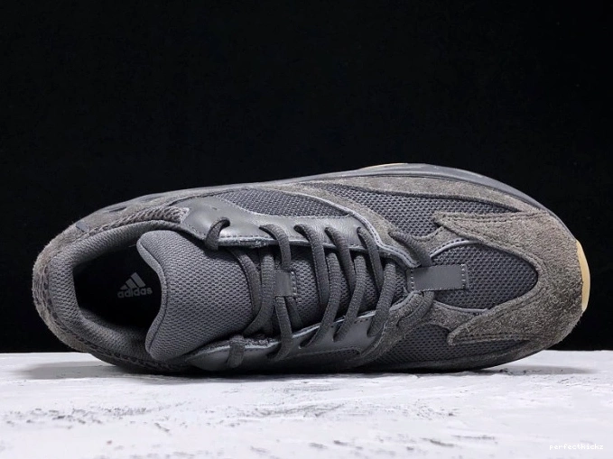 Black FV5304 Boost Adidas 700 Yeezy Utility 0823